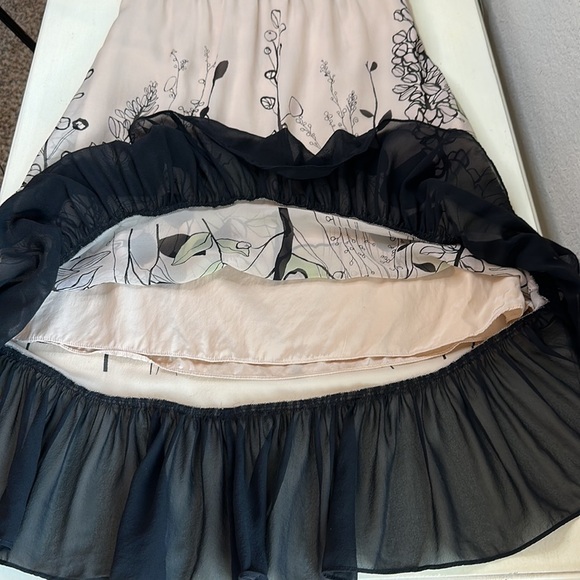 MaxAzria 100% Silk Halter Dress size 8 - Picture 10 of 15